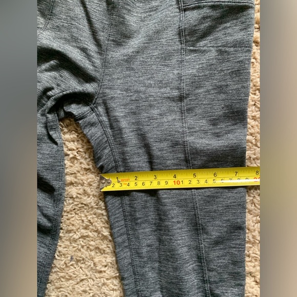 Grey Athleta Leggings, Size M - Picture 15 of 15